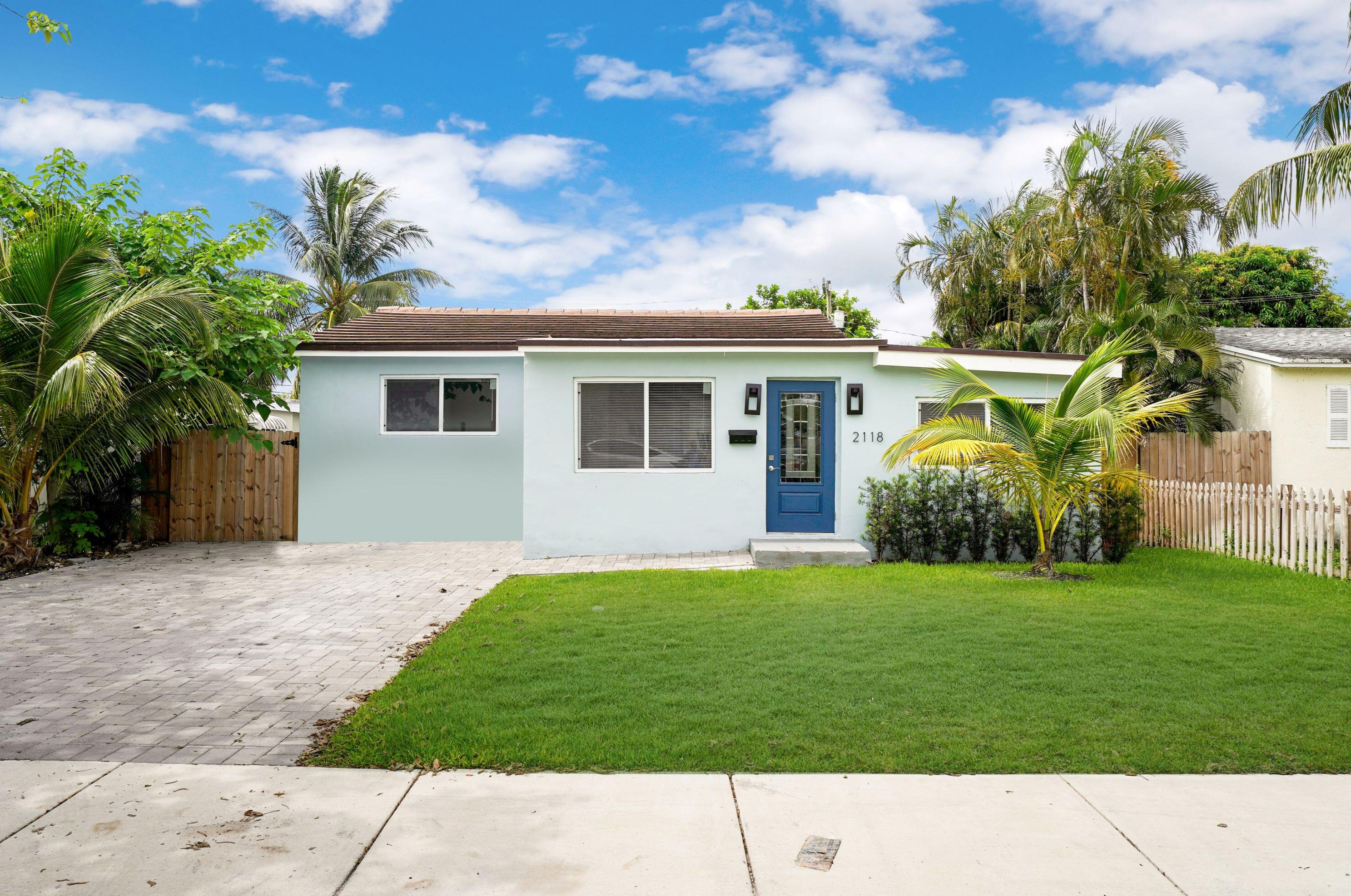 2118 Arthur St, Hollywood, FL 33020