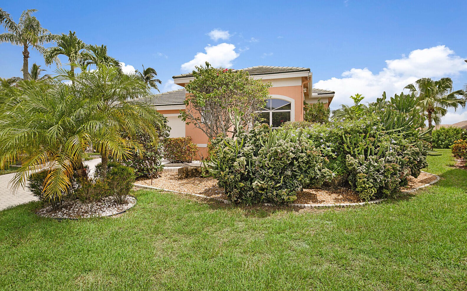 7761 Carrington Ct, Boynton Beach, FL 33472