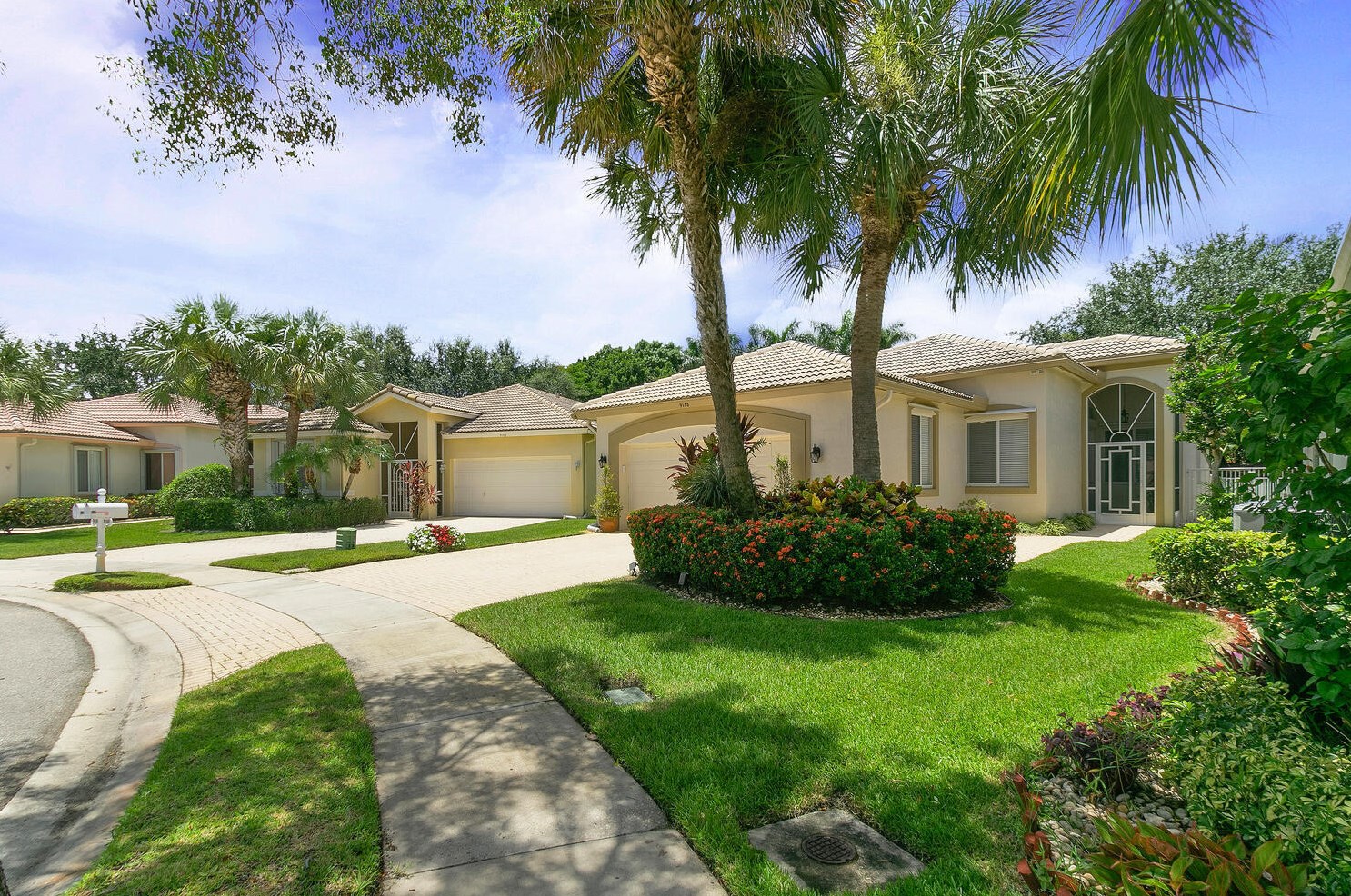 9168 Bay Point Cir, West Palm Beach, FL 33411