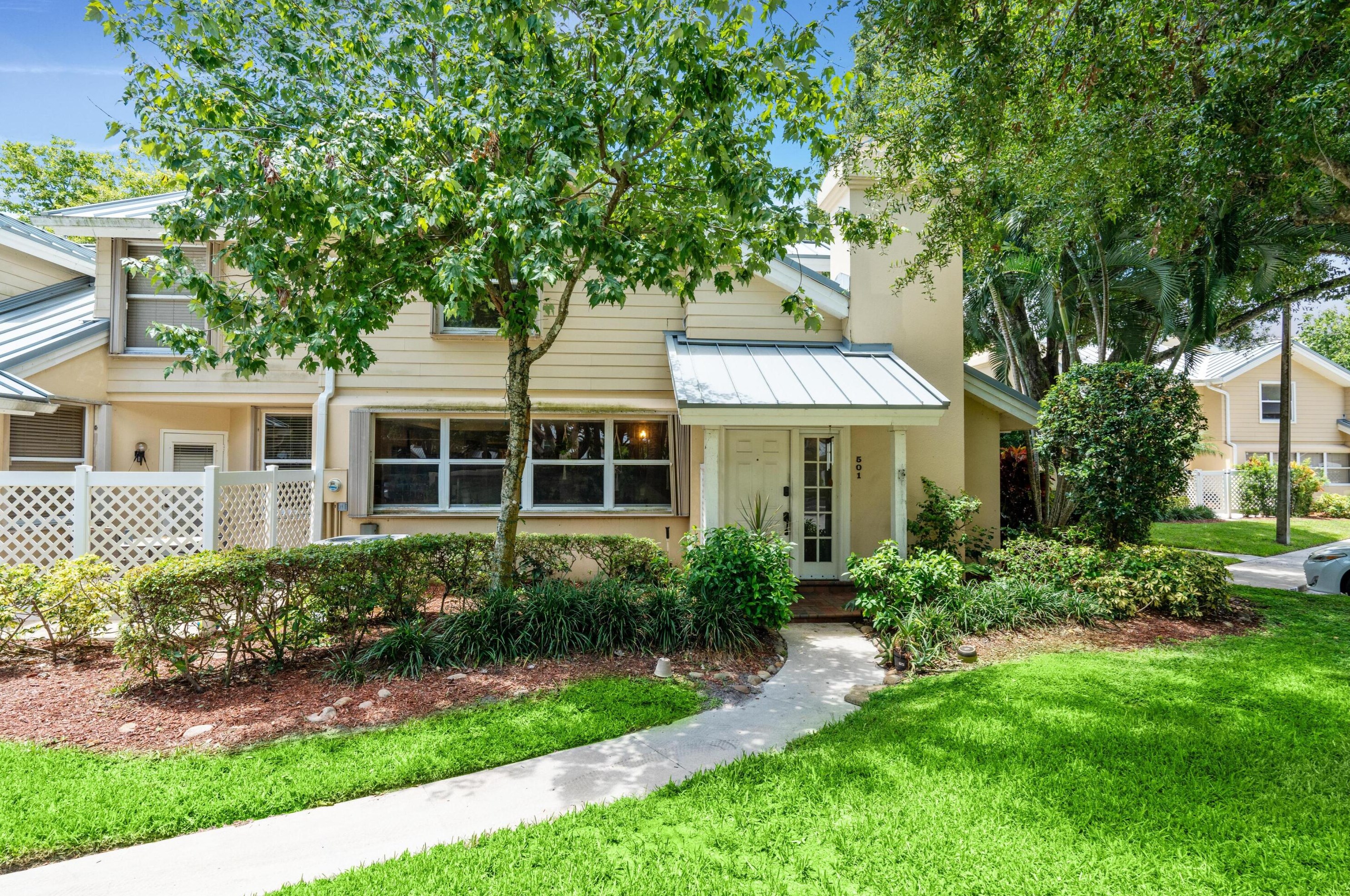 501 Andover Ct, Boynton Beach, FL 33436