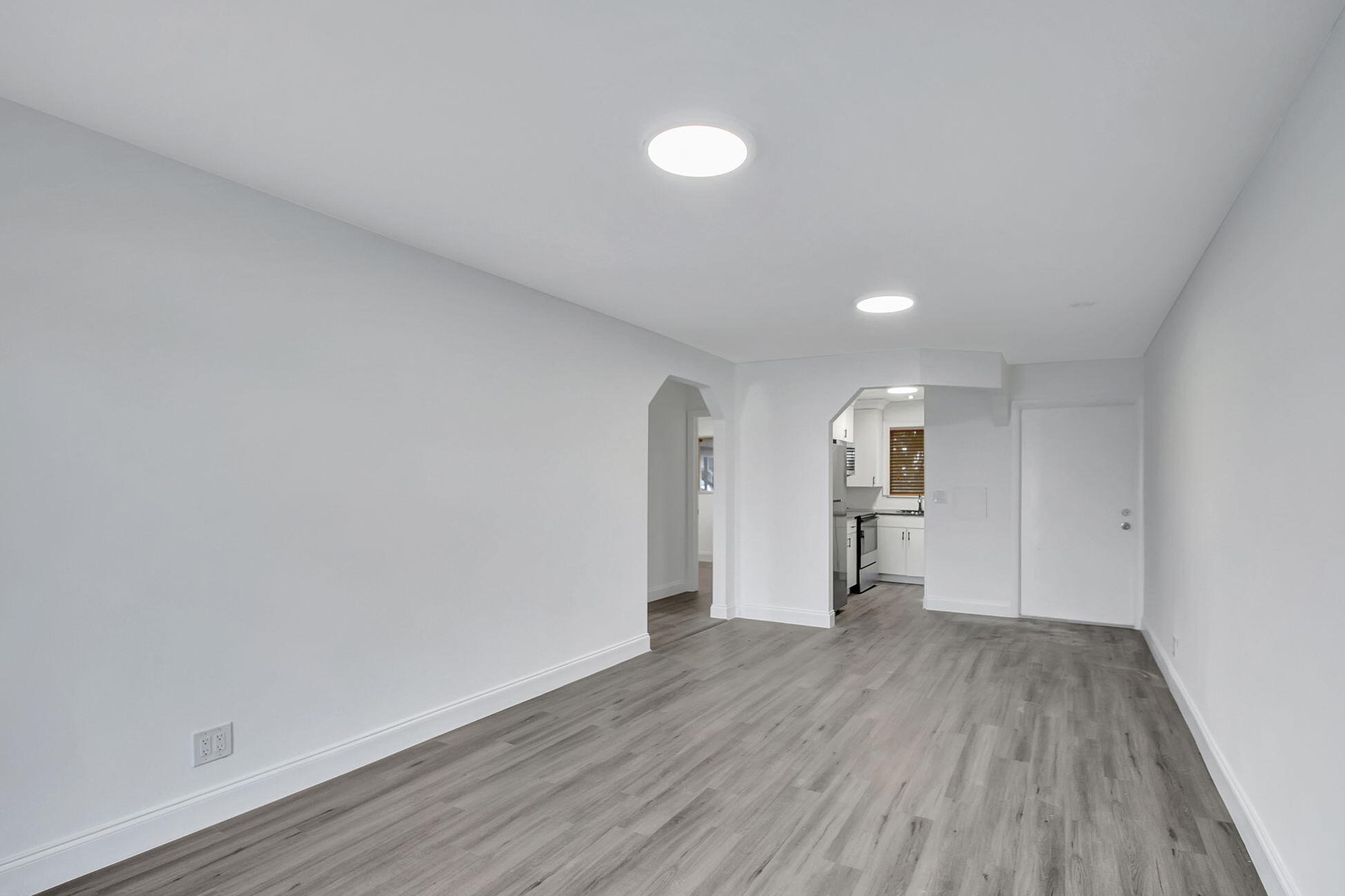510 Lake Shore Dr #3, West Palm Beach, FL 33403