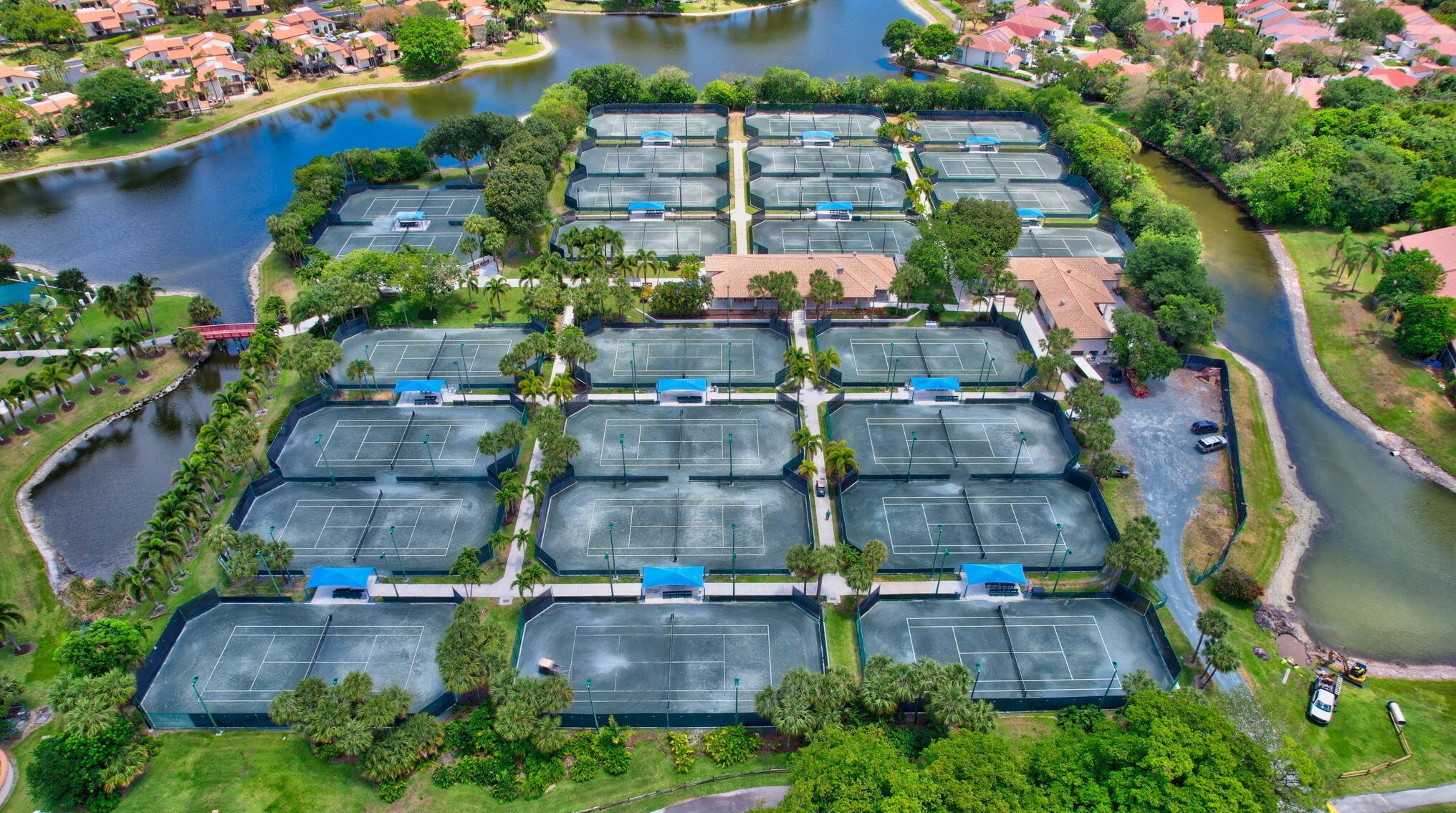 5630 Coach House Cir, Boca Raton FL  33486-8687 exterior