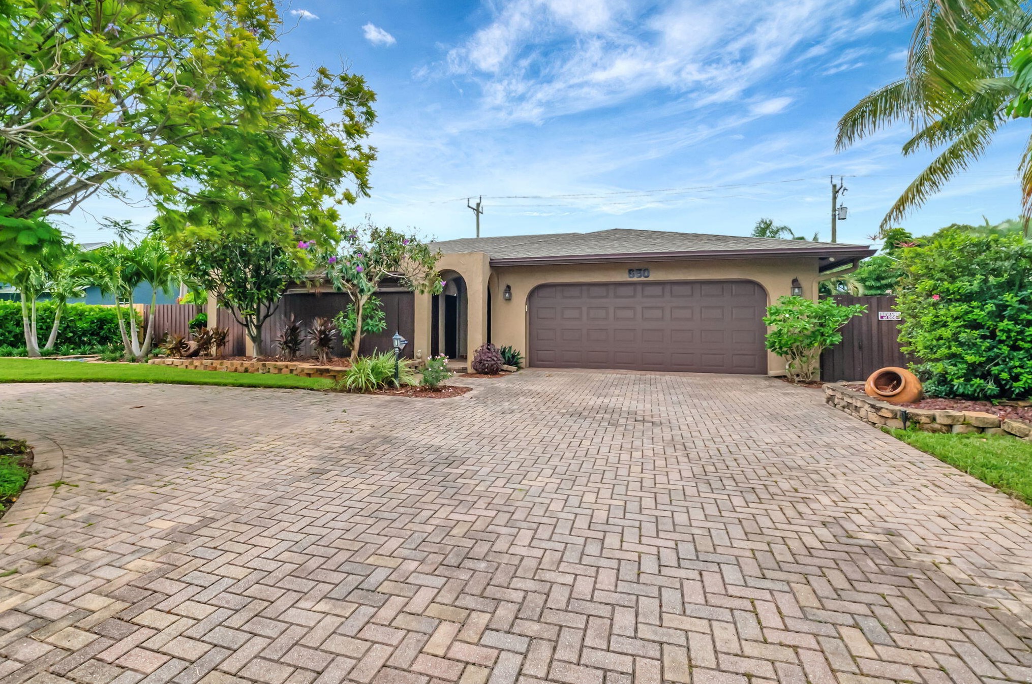 650 Heron Dr, Delray Beach, FL 33444