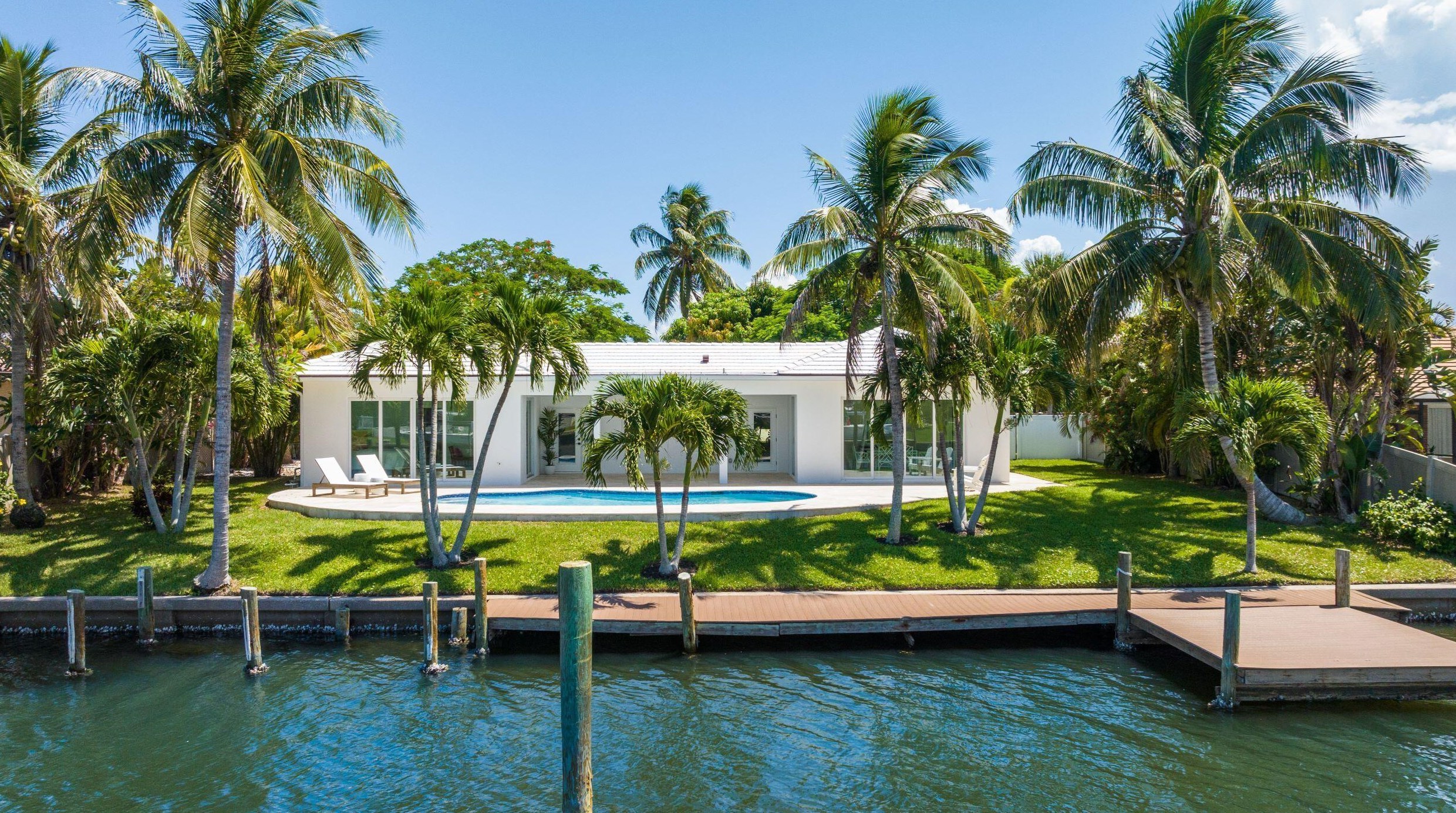 22 Park Ave, Vero Beach, FL 32960