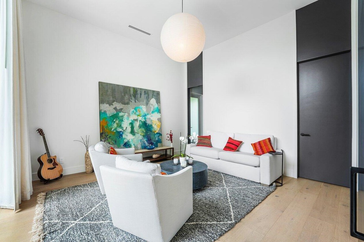 132 7 Ave, Delray Beach FL 33483-5244 exterior