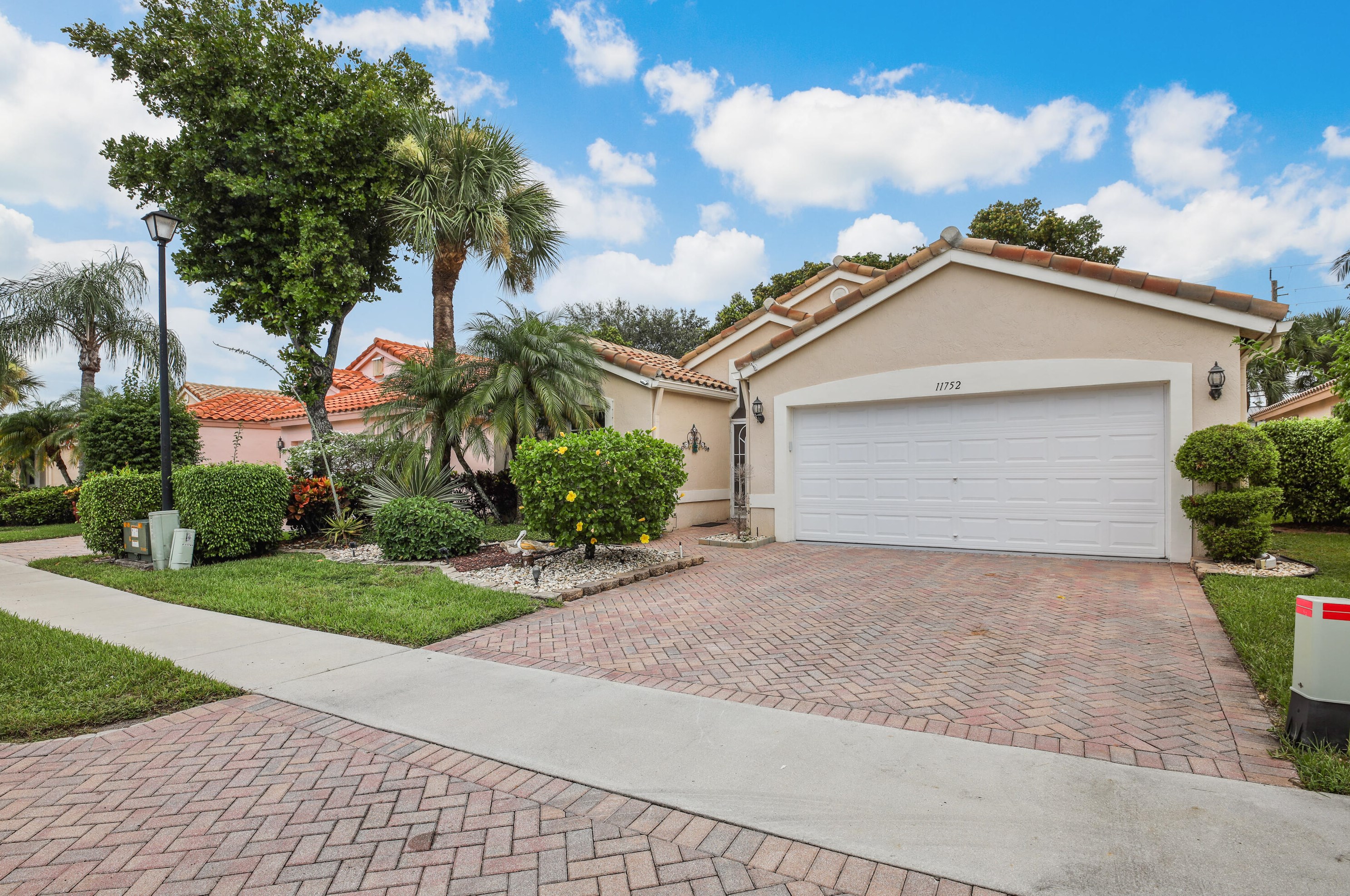 11752 Dove Hollow Ave, Boynton Beach, FL 33437