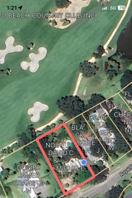900 Royal Palm Pl, Vero Beach, FL 32960