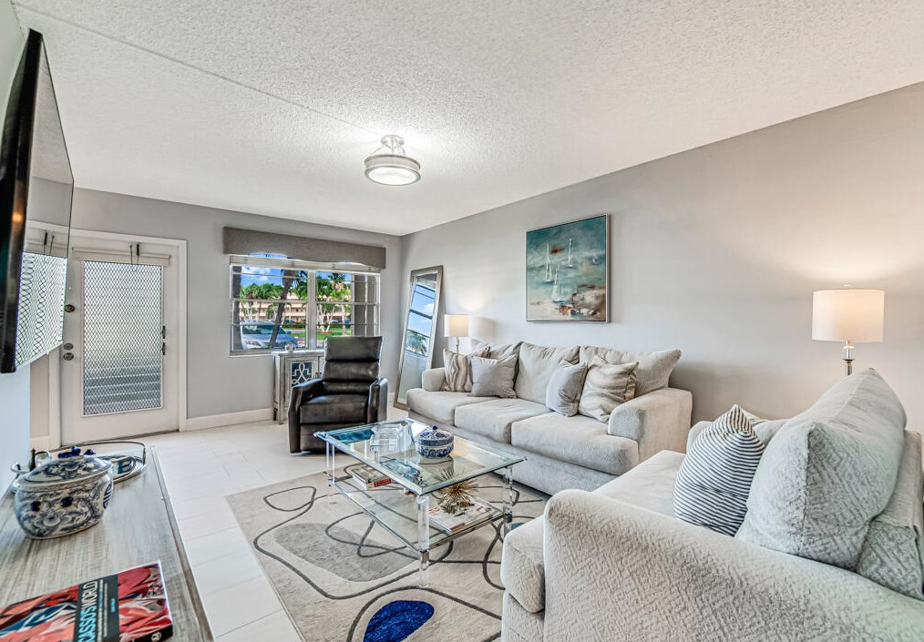 1050 Newcastle C, Boca Raton, FL 33434