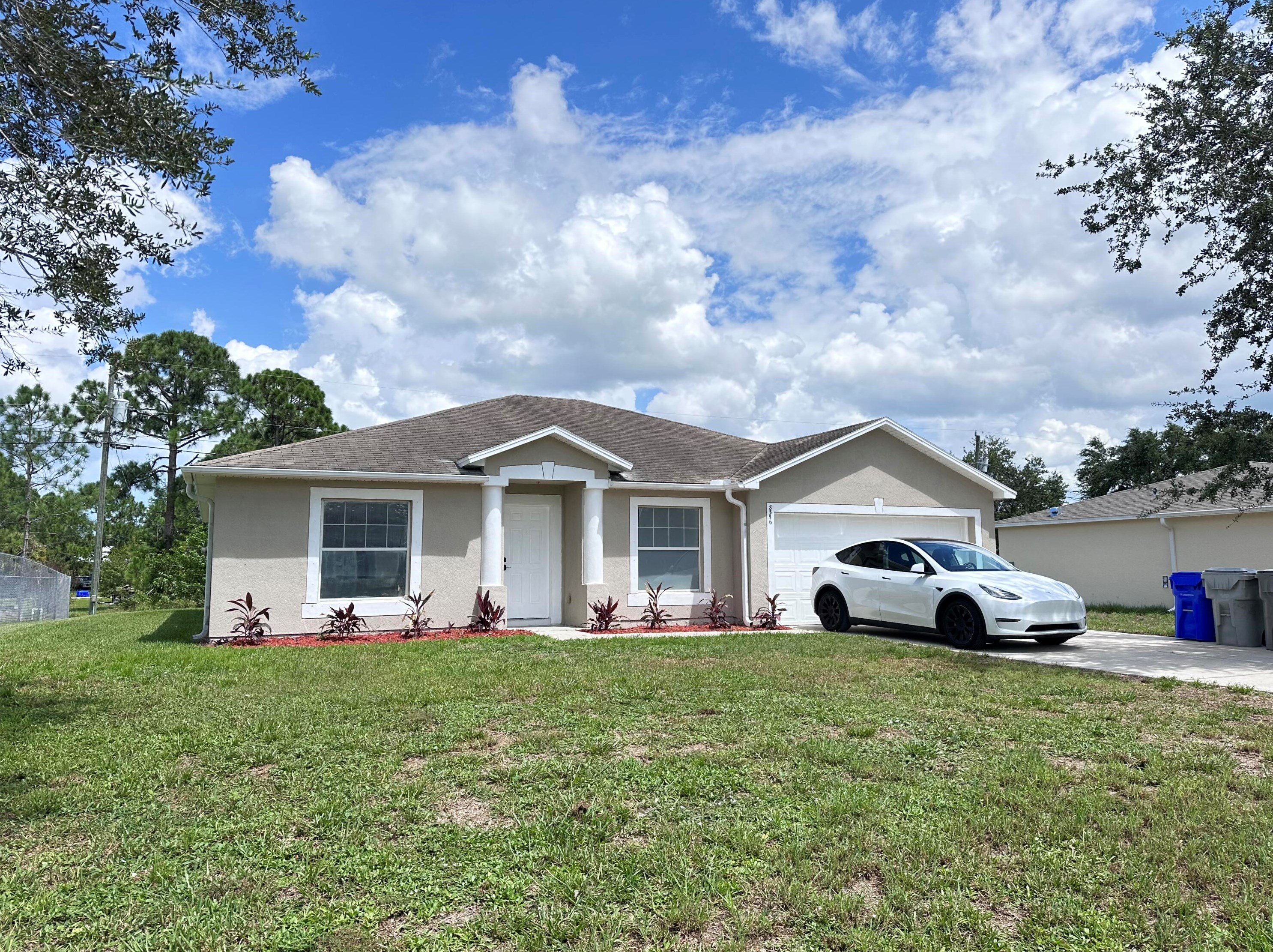 8356 103rd Ct, Vero Beach, FL 32967-3615