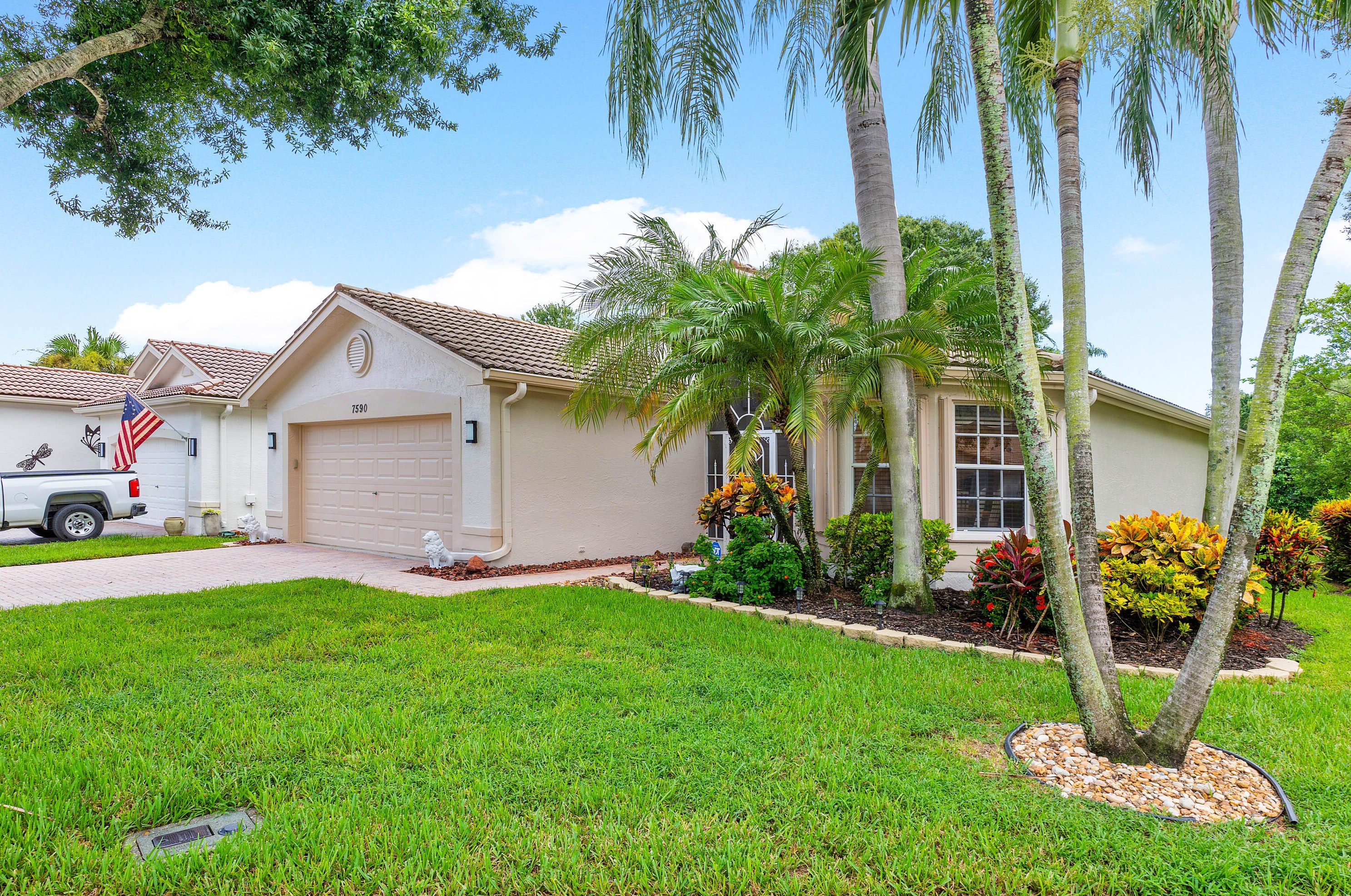 7590 San Pedro St, Boynton Beach, FL 33437