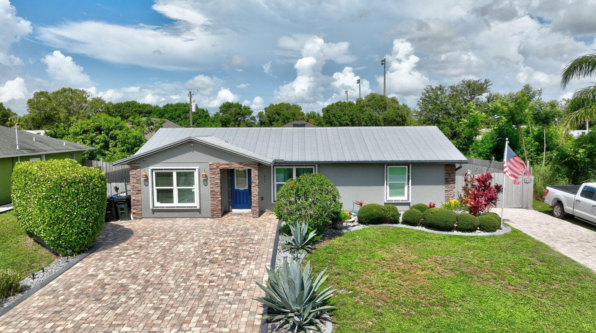 642 Sw Kenyoun St, Port Saint Lucie, FL 34983