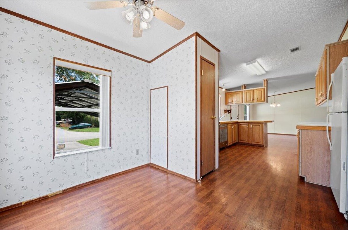 4938 Sunnyside Dr, West Palm Beach FL  33415-3108 exterior