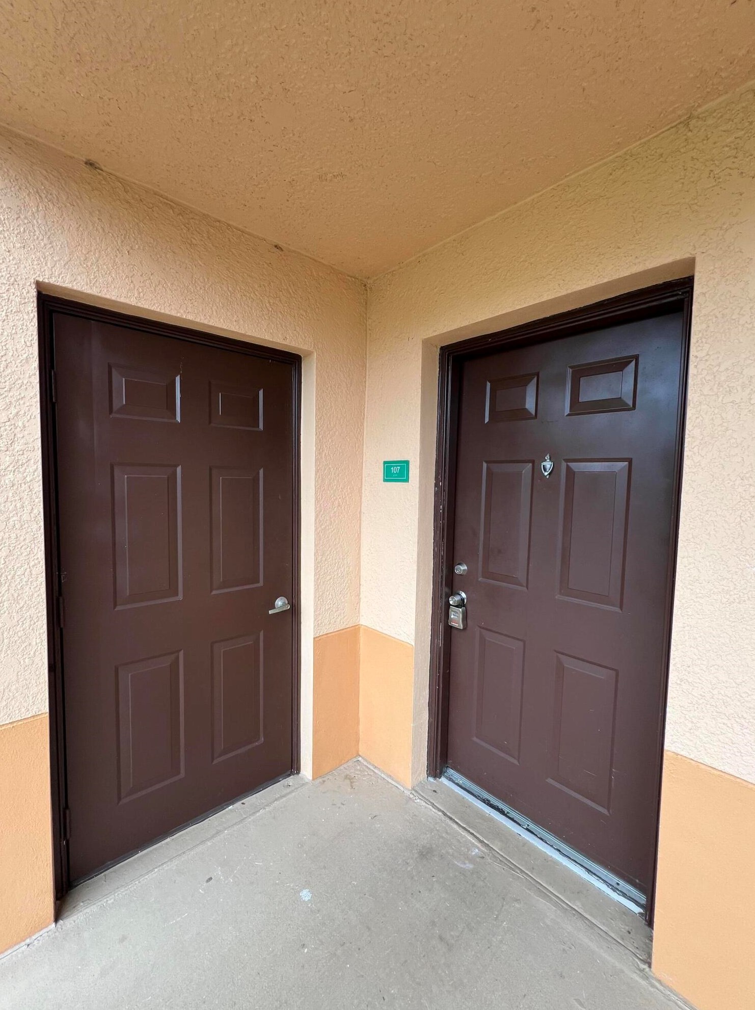 291 Sw Palm Dr Apt 107, Fort Pierce, FL 34986