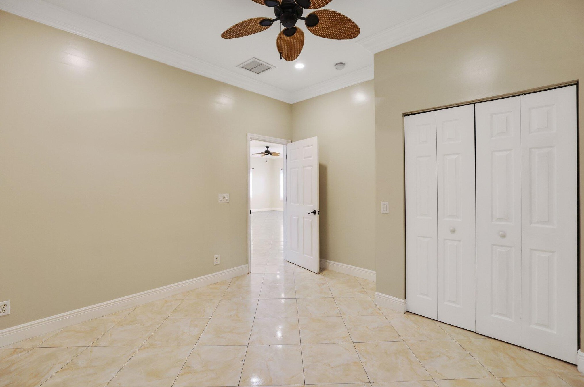 301 B St, Lake Worth FL 33460-3229 exterior