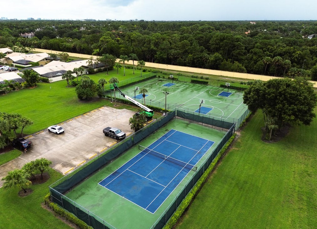 5958 Golden Eagle Cir, West Palm Beach FL  33418-1530 exterior