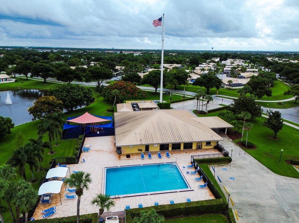 5958 Golden Eagle Cir, West Palm Beach FL  33418-1530 exterior