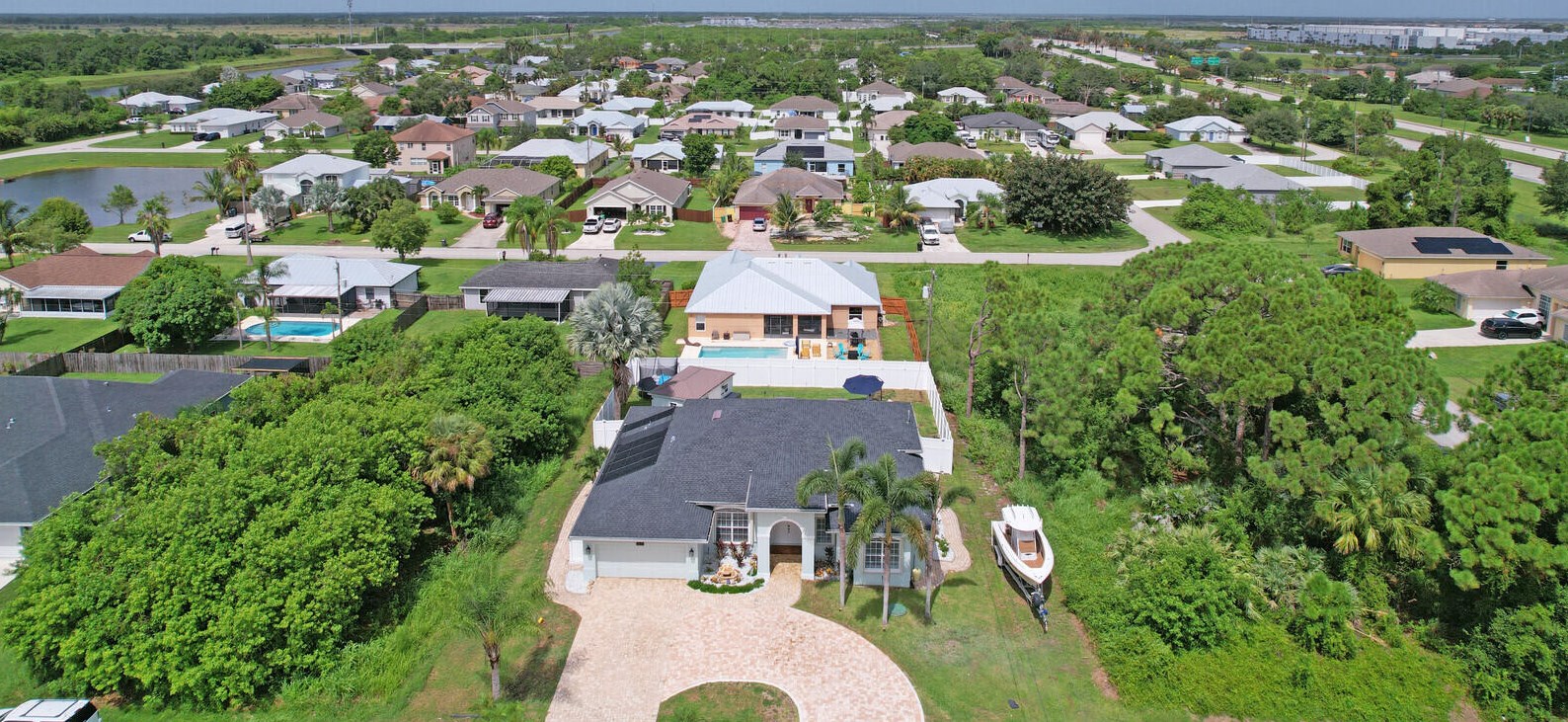 4613 Sw Galaxie St, Port Saint Lucie, FL 34953