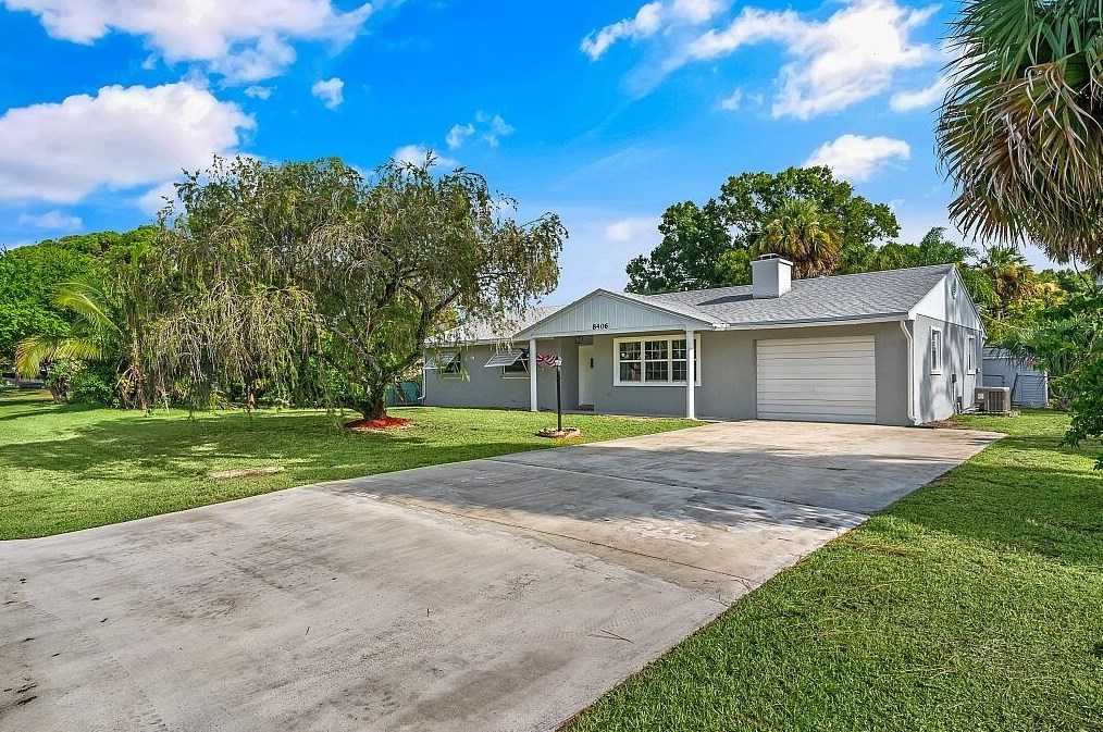8406 Pensacola Rd, Fort Pierce, FL 34951-1333