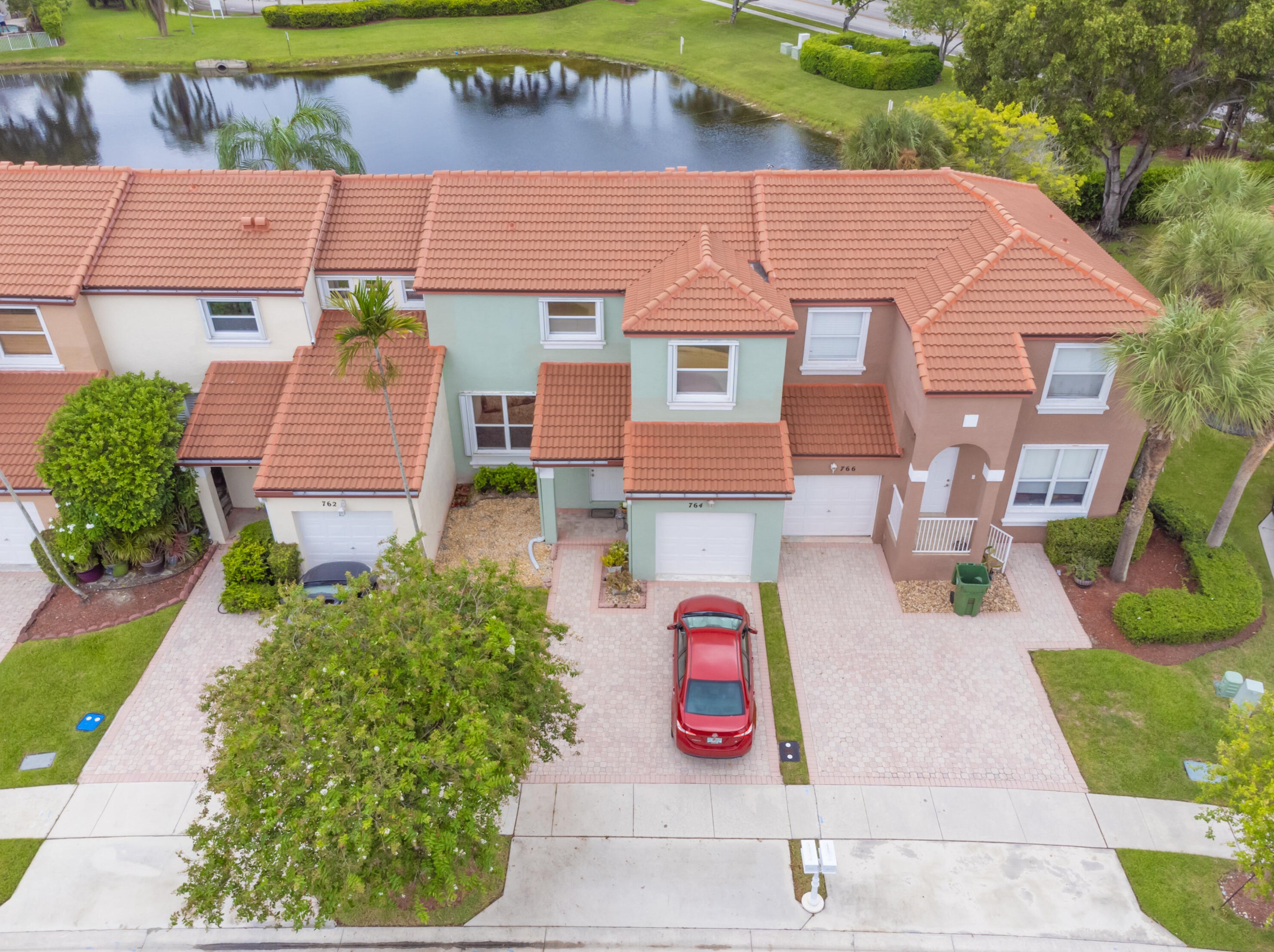 764 Nw 154th Ave, Hollywood, FL 33028