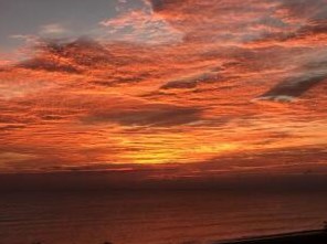 2400 Ocean Dr, Fort Pierce FL 81111-8018 exterior