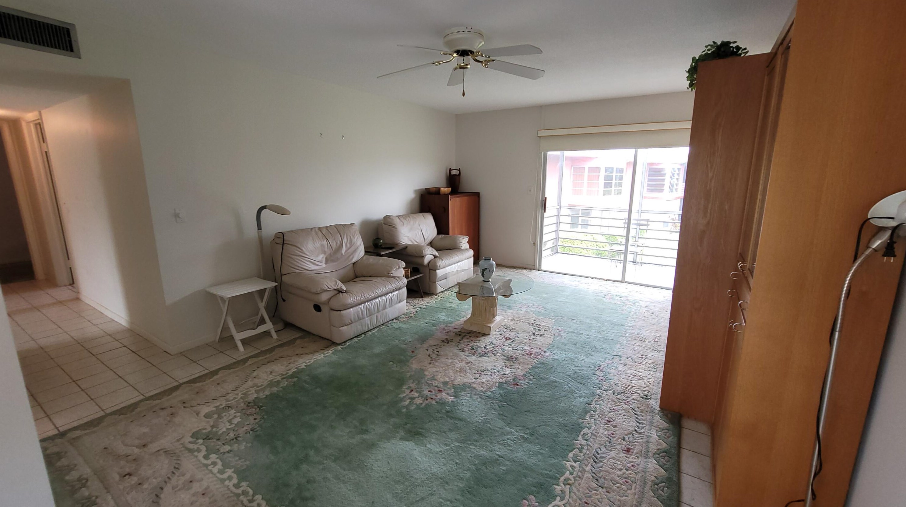 2 Golfs Edge #f, West Palm Beach, FL 33417
