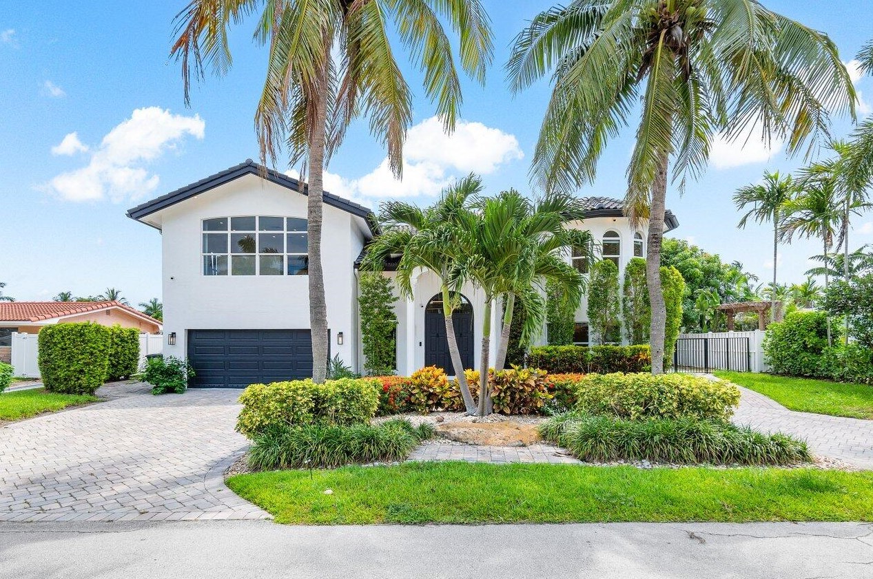 1366 Sw 4th Ct, Boca Raton, FL 33432