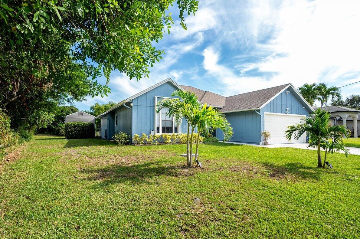 2986 Se Buccaneer Cir, Port Saint Lucie, FL 34952