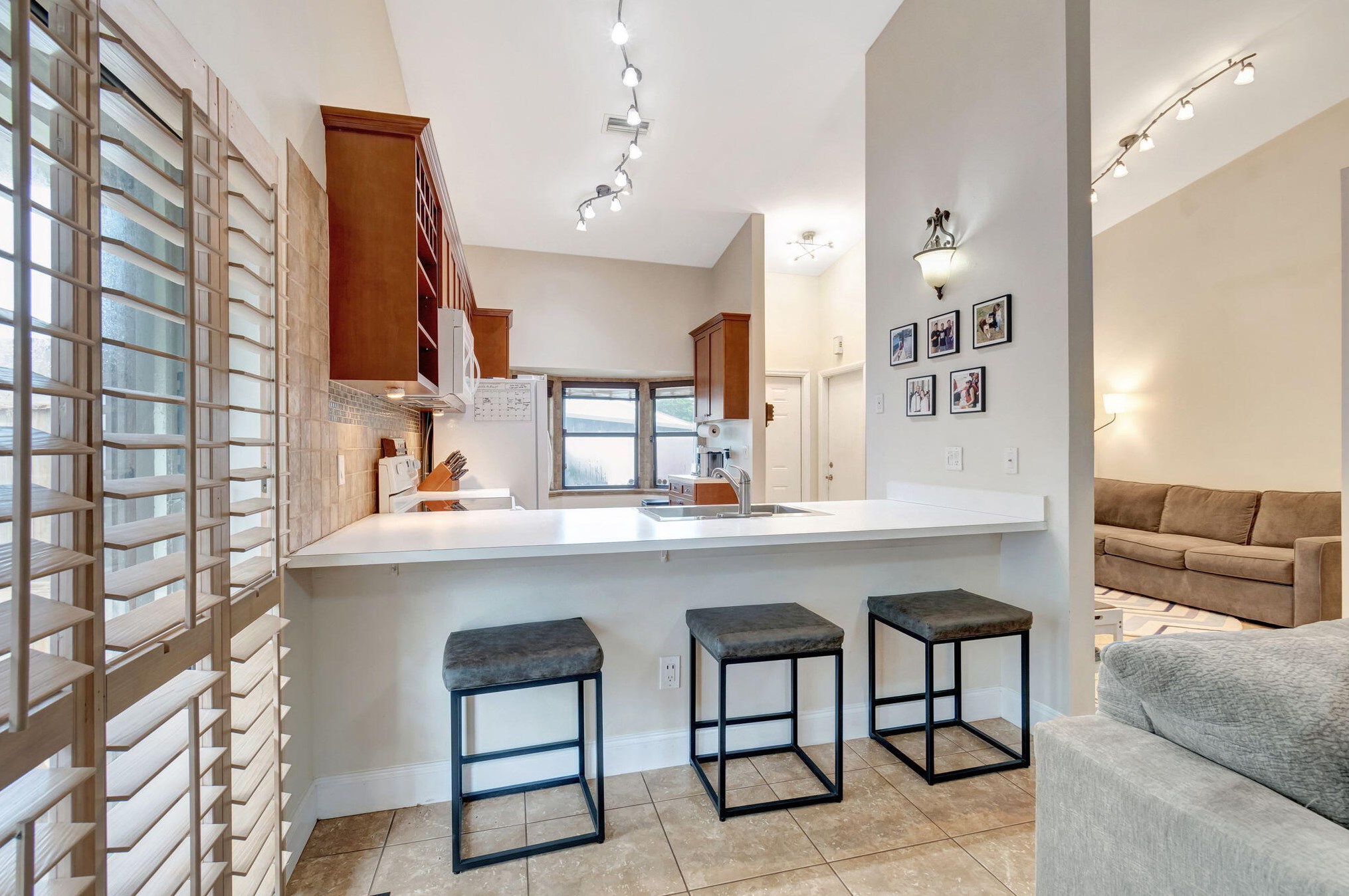 11 Verwood Way, Boynton Beach, FL 33426