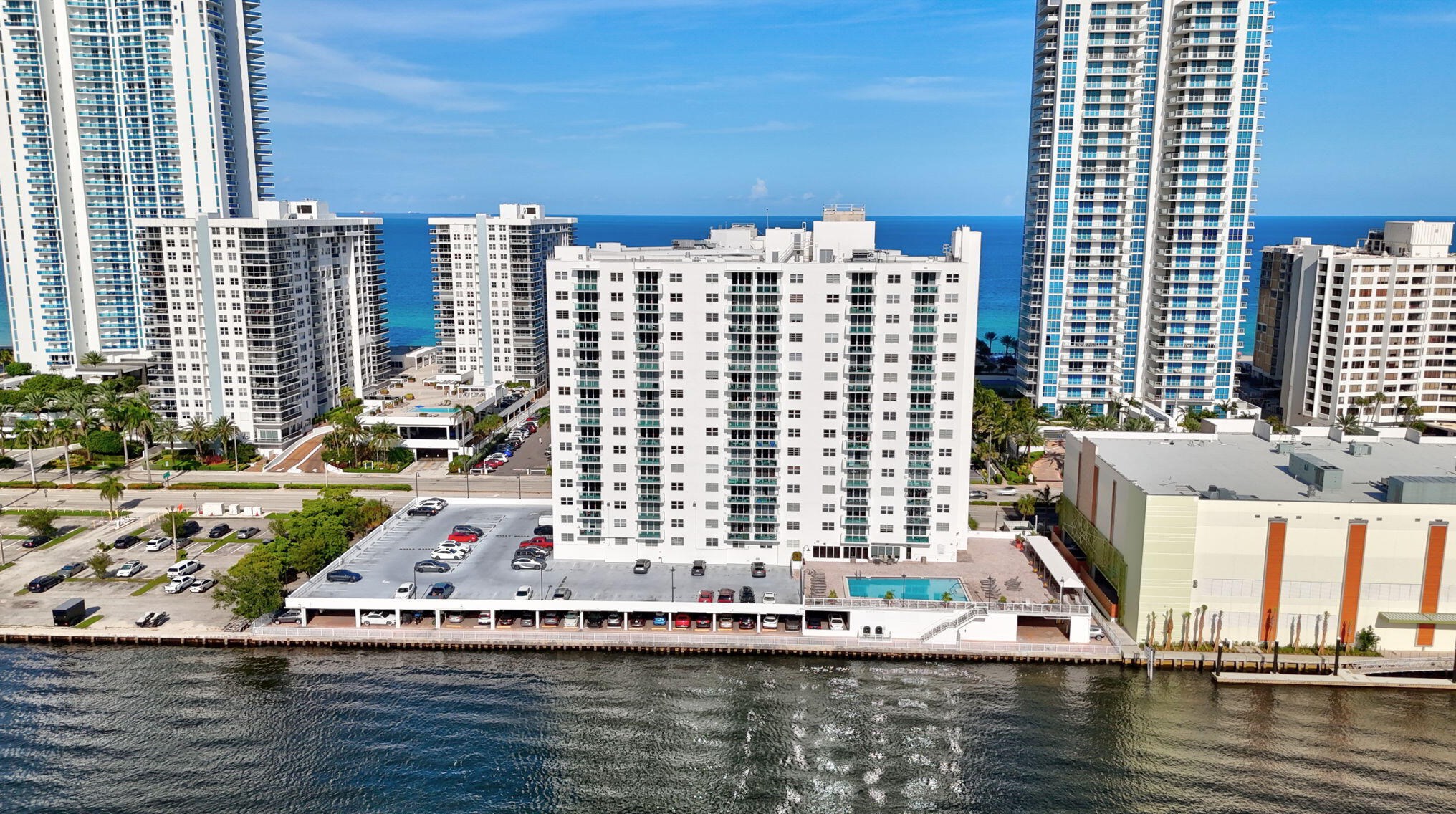 3000 S Ocean Dr #310, Hollywood, FL 33019