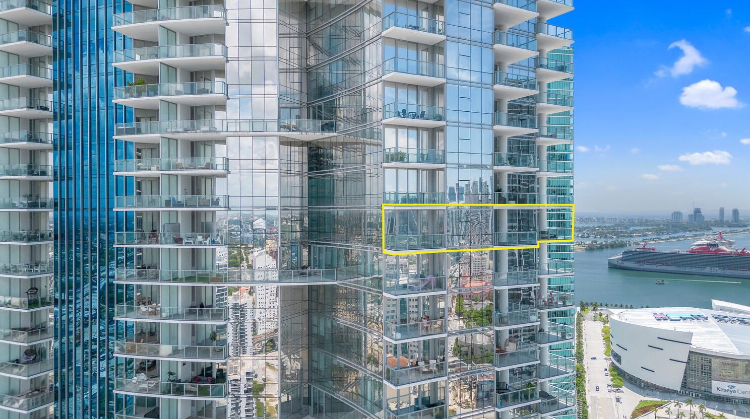 851 1st Ave, Miami FL  33132 exterior