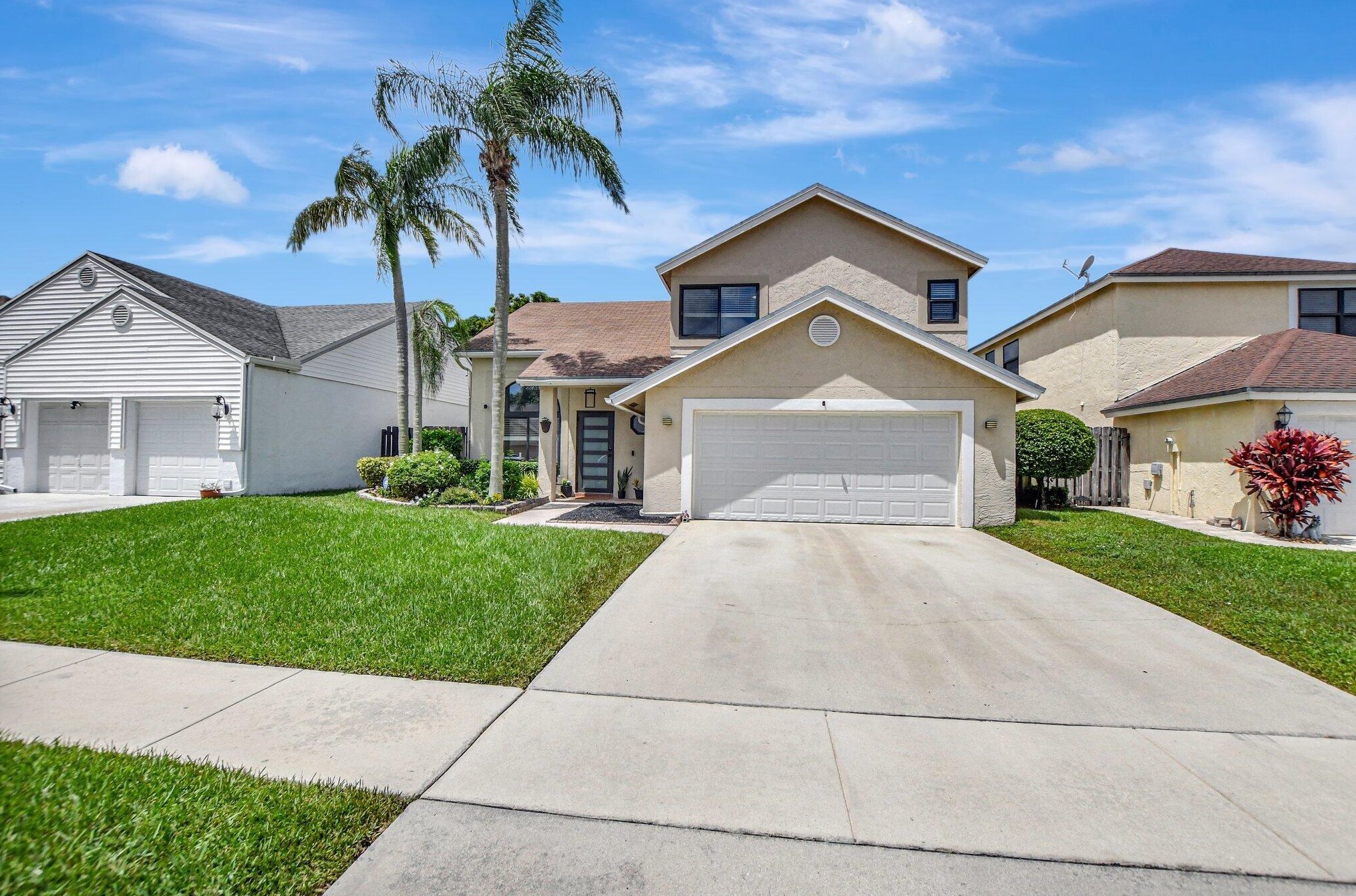 23107 Sunfield Dr, Boca Raton, FL 33433