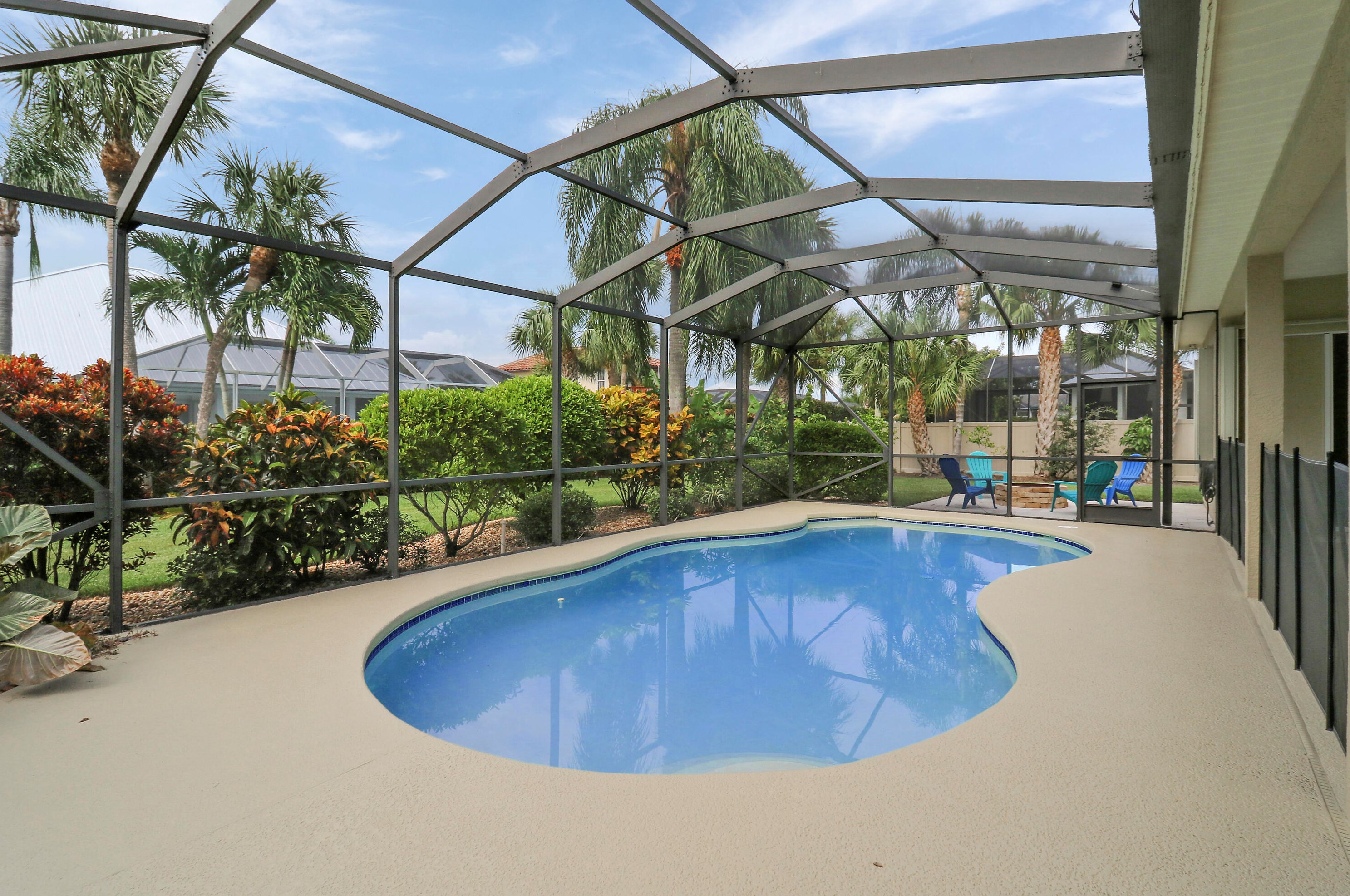 1100 Se Strathmore Dr, Port Saint Lucie, FL 34952