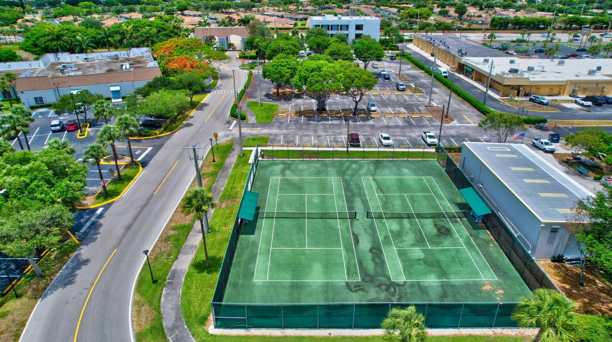 336 Brittany G, Delray Beach FL  33446-1134 exterior