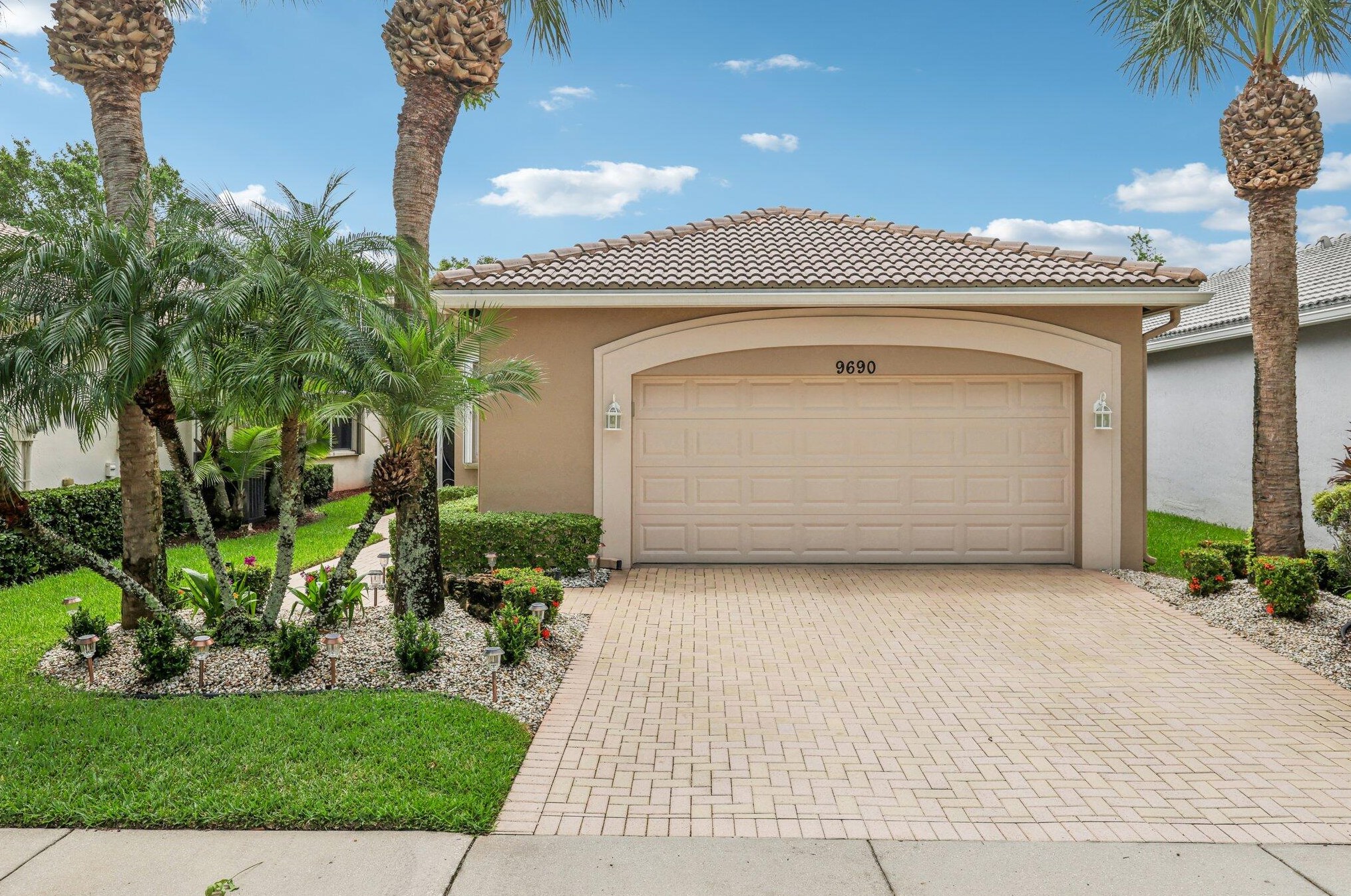 9690 Egret Chase Ln, West Palm Beach, FL 33411
