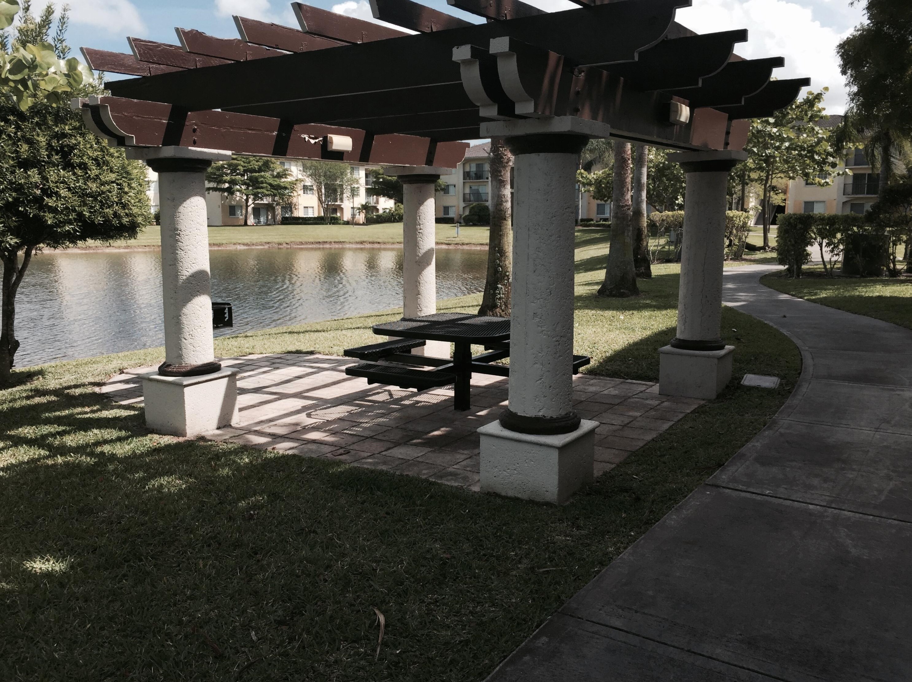 4195 N Haverhill Rd #317, West Palm Beach, FL 33417