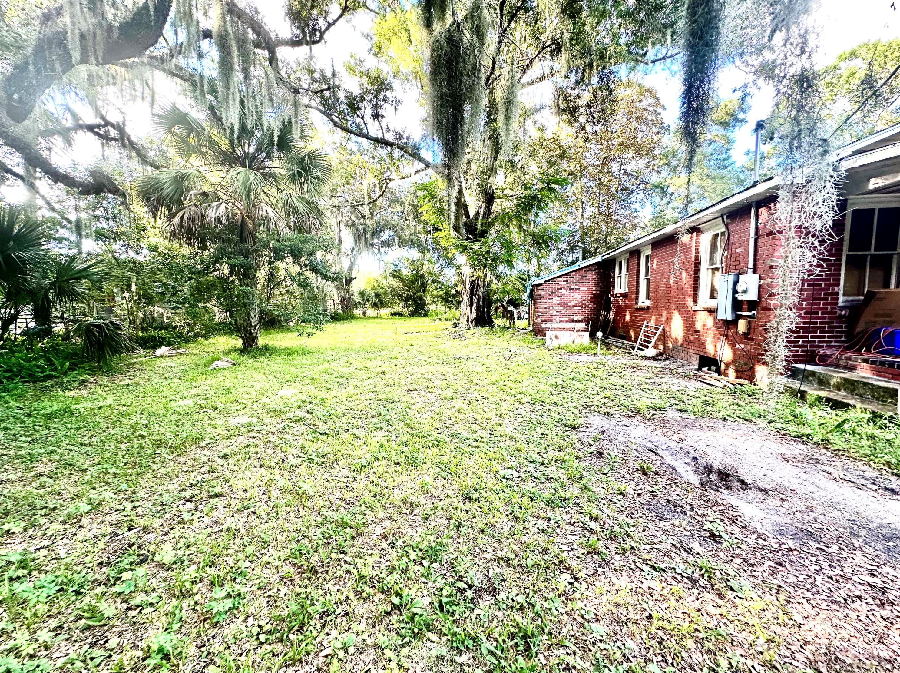 1911 Jungle Rd, New Smyrna, FL 32168