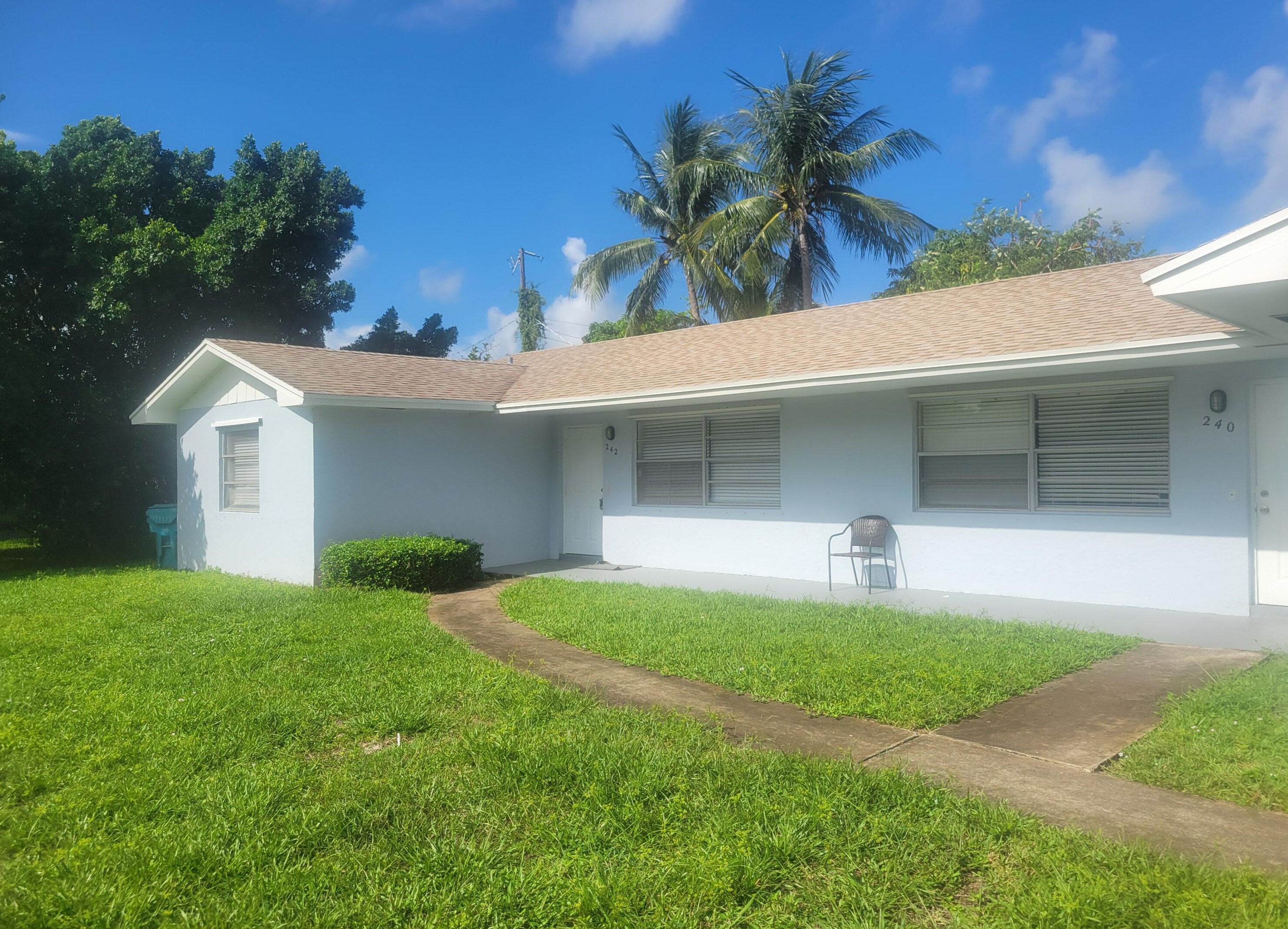 240 Se 24th Ave, Boynton Beach, FL 33435