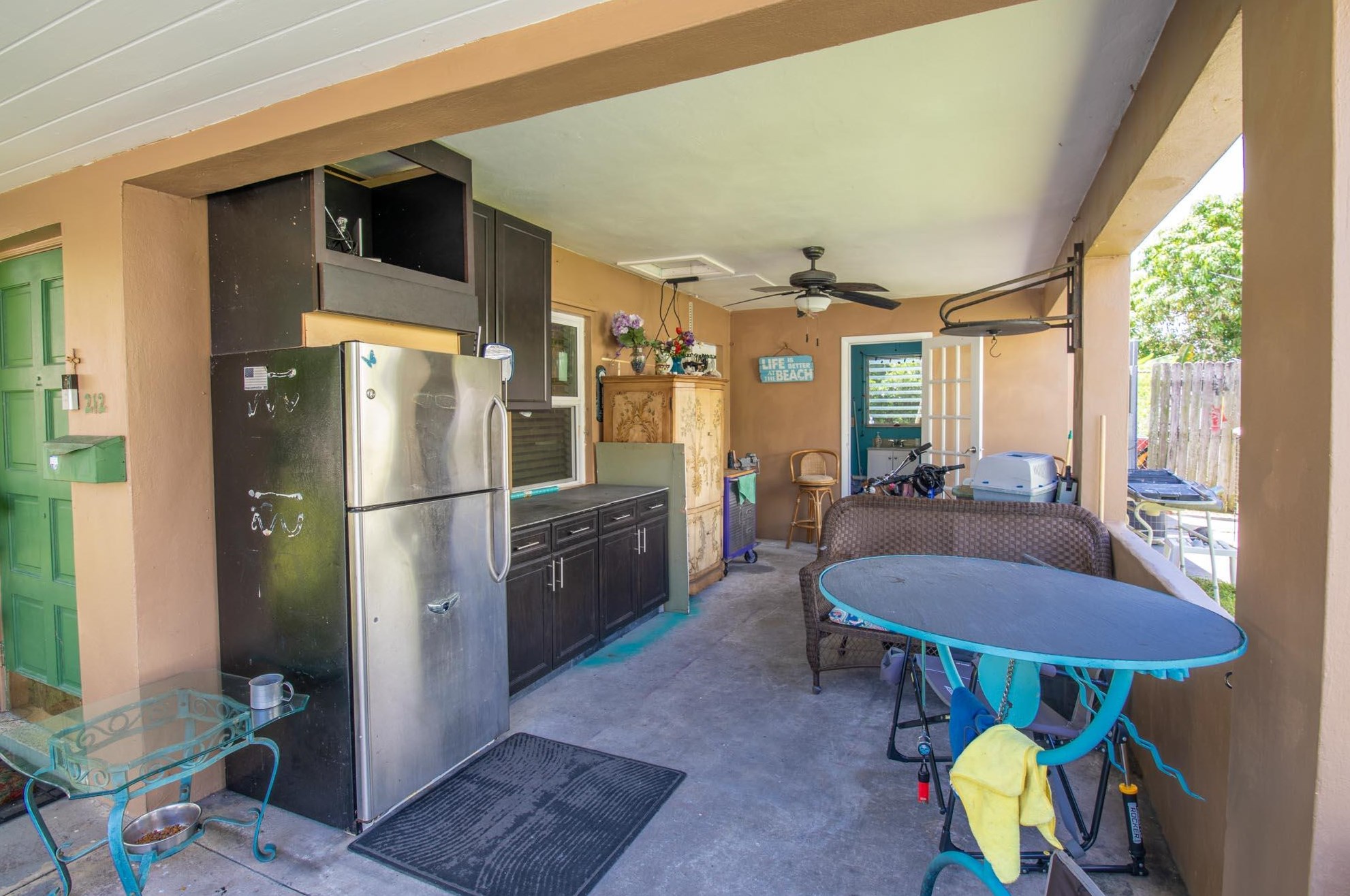 212 7 Ave, Boynton Beach FL 33435-3878 exterior