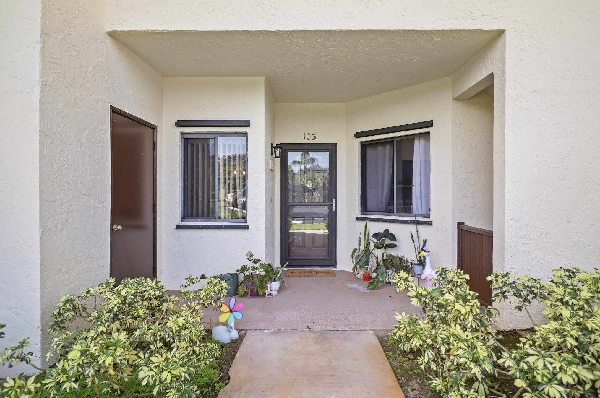 6303 Se Williamsburg Dr #103, Hobe Sound, FL 33455