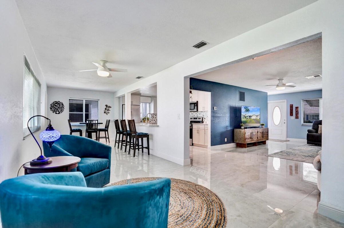 903 18 St, Boynton Beach FL 33426-5429 exterior