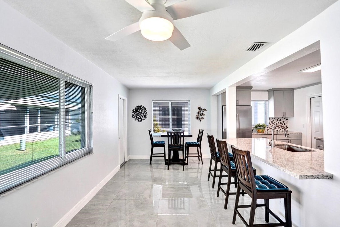 903 18 St, Boynton Beach FL 33426-5429 exterior