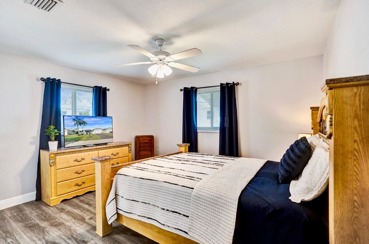 903 18 St, Boynton Beach FL 33426-5429 exterior