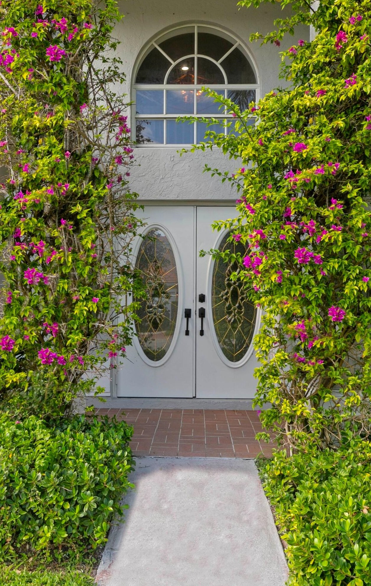 1563 S Club Dr, West Palm Beach, FL 33414