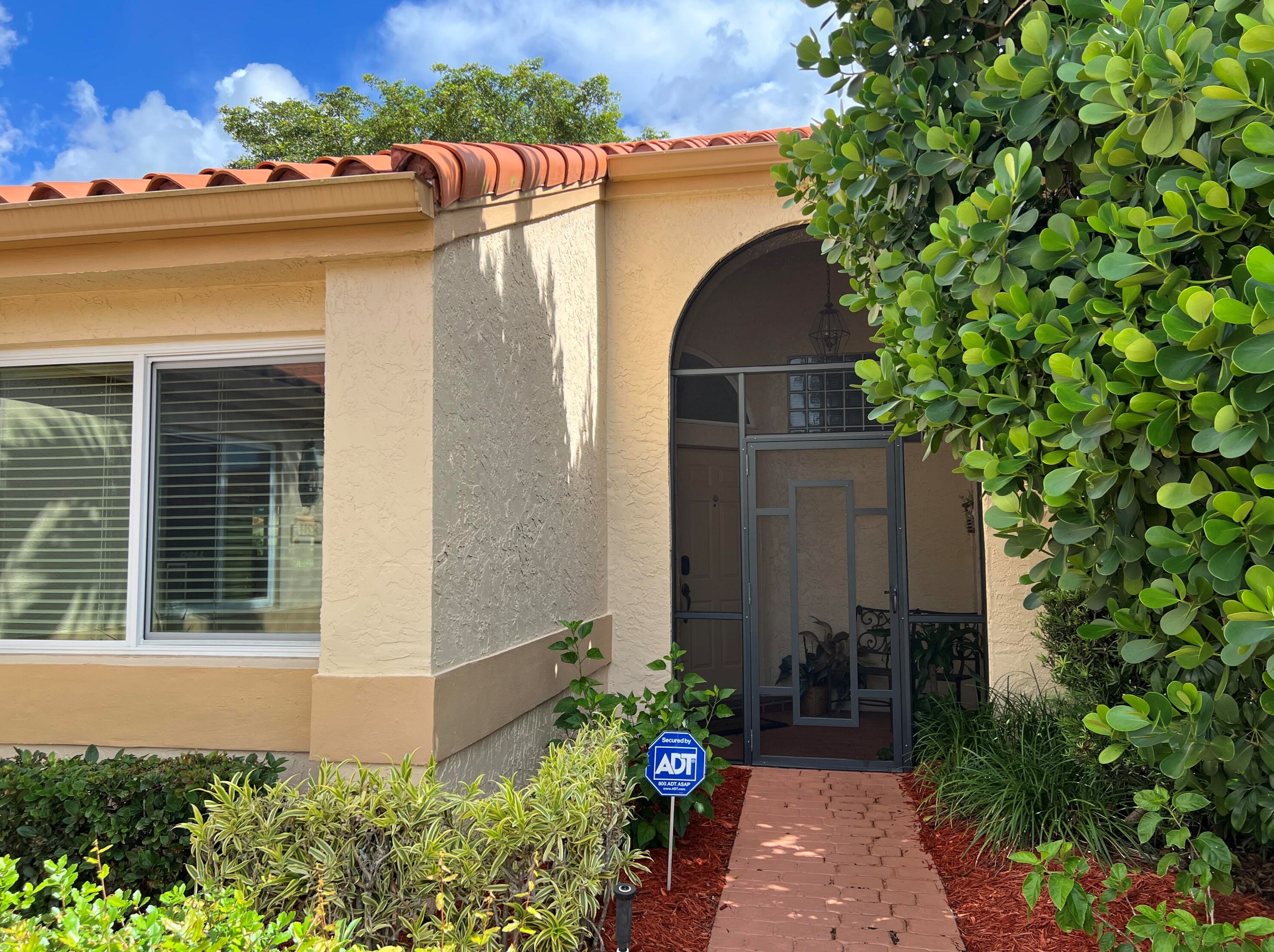 8211 Nadmar Ave, Boca Raton, FL 33434