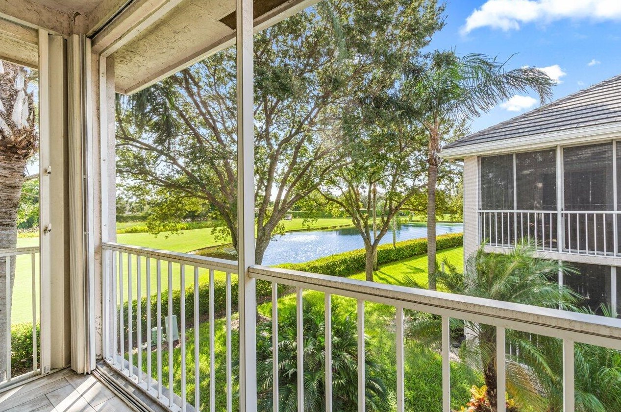 5100 Lake Catalina Dr #d, Boca Raton, FL 33496