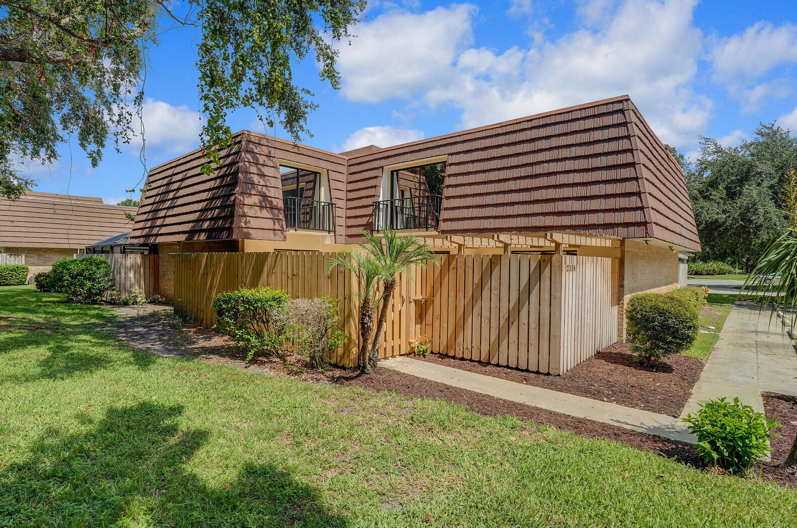 2114 21st Ln, West Palm Beach, FL 33418