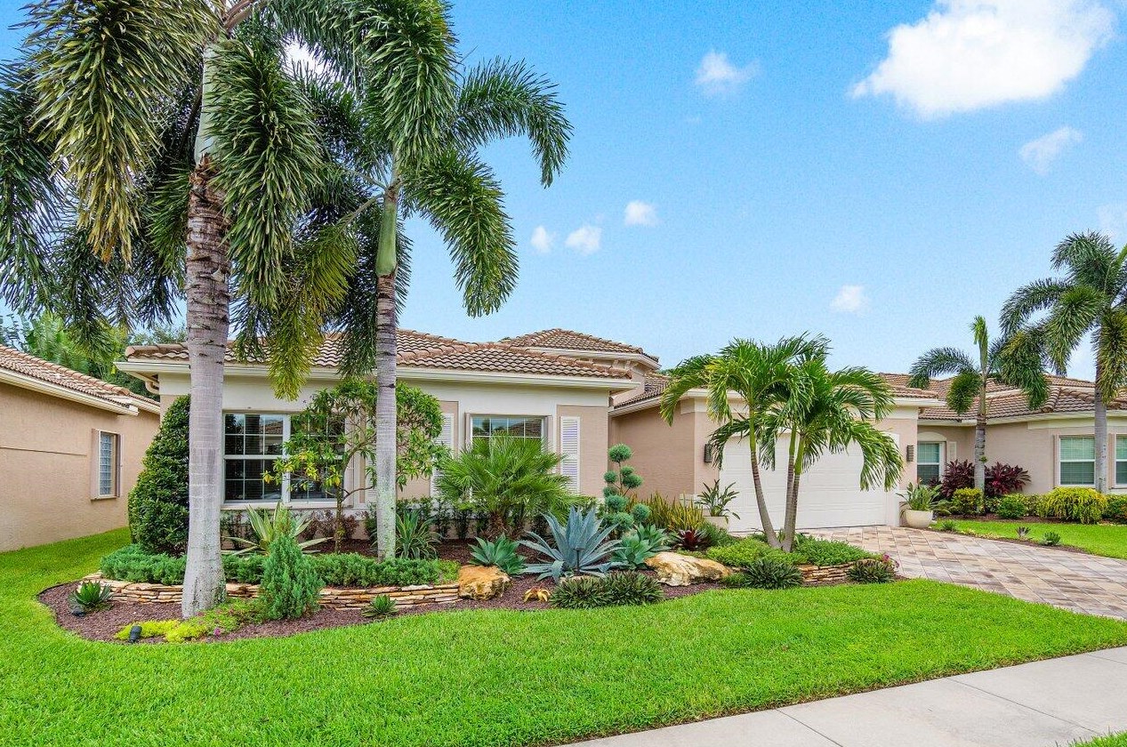 9746 Dovetree Isle Drive, Boynton Beach, FL 33473