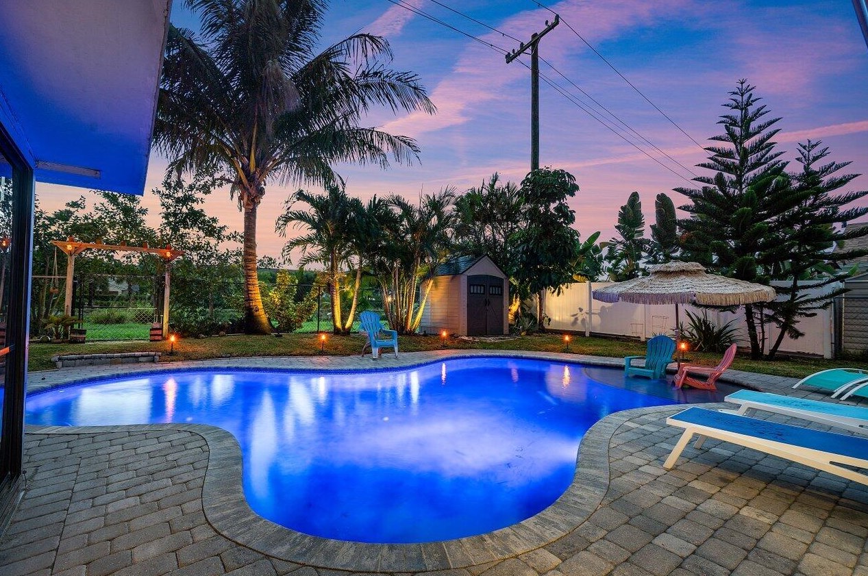 603 11th St, Boynton Beach FL  33426-2980 exterior