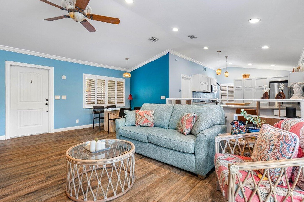 603 11th St, Boynton Beach FL  33426-2980 exterior