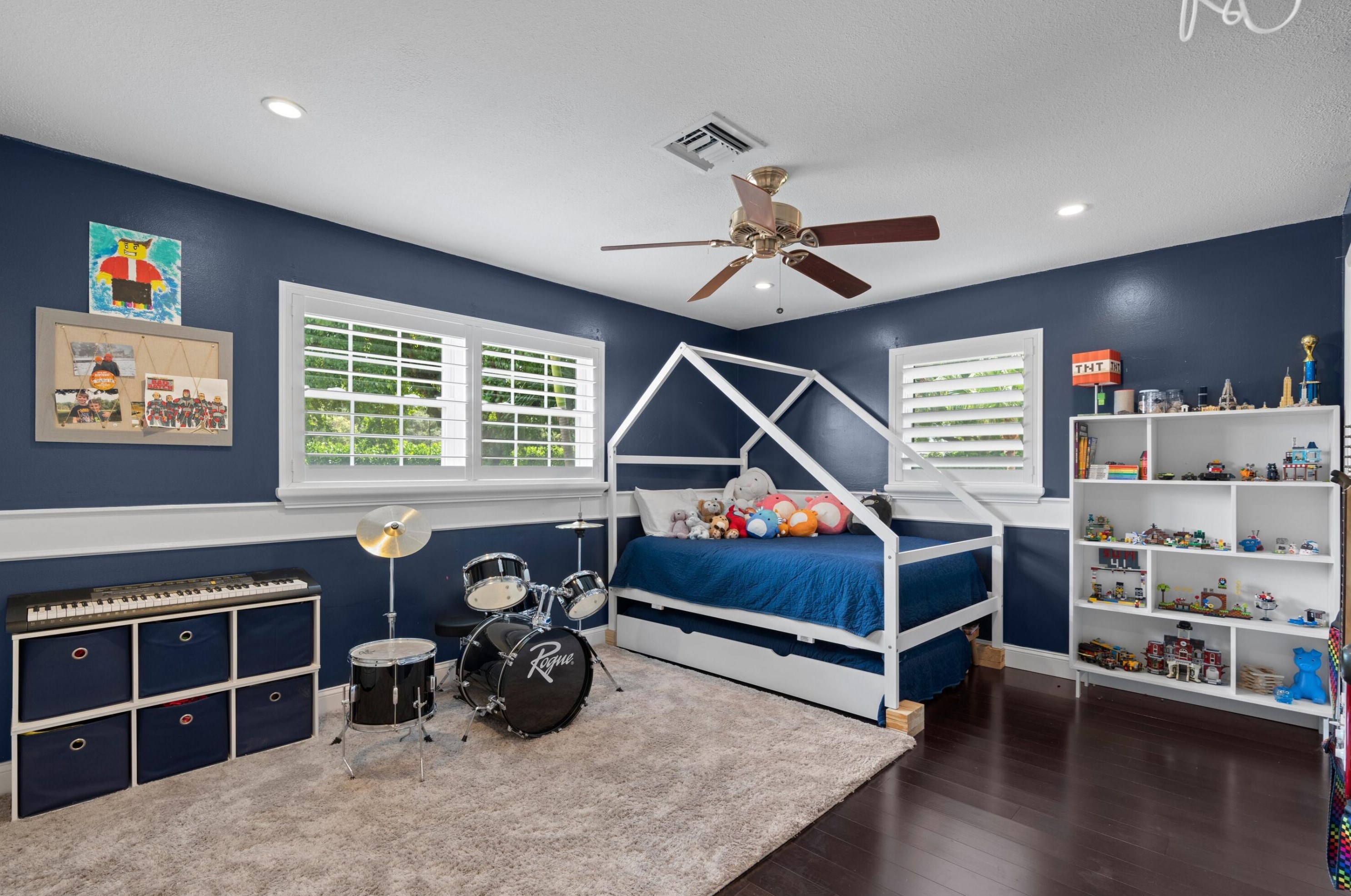 3305 Seacrest Blvd, Boynton Beach FL 33435-8649 exterior